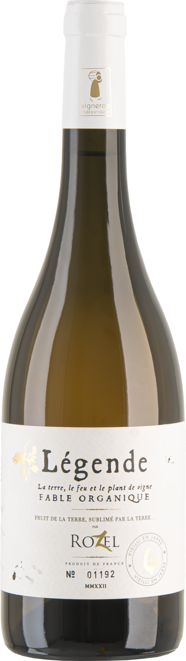 Découvrez la Cuvée Légende, un vin orange unique composé à 100% de Marsanne. Avec sa couleur distinctive et ses arômes intenses, ce vin offre une expérience originale et riche en saveurs.