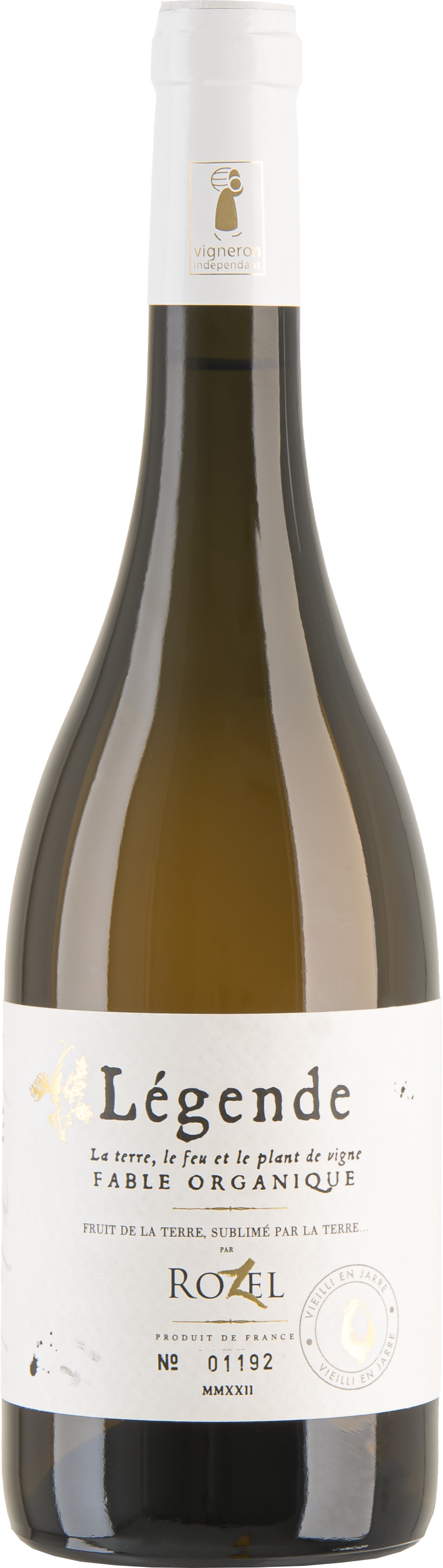 Découvrez la Cuvée Légende, un vin orange unique composé à 100% de Marsanne. Avec sa couleur distinctive et ses arômes intenses, ce vin offre une expérience originale et riche en saveurs.